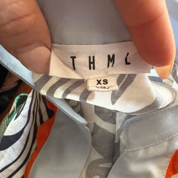 THML women’s geometric Juliet sleeves black cream v neck blue and orange trim - Picture 7 of 7